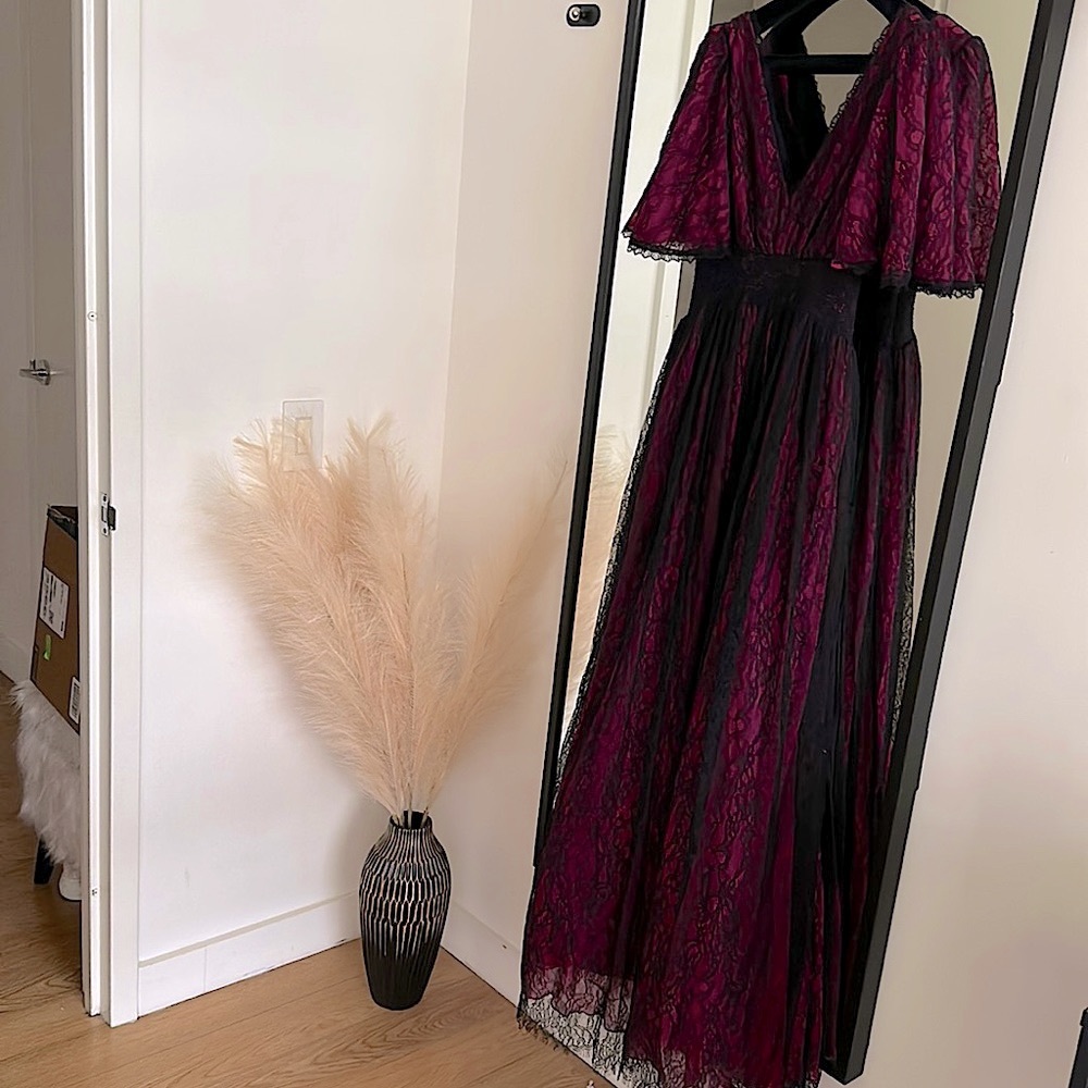 Alice and Olivia dress
